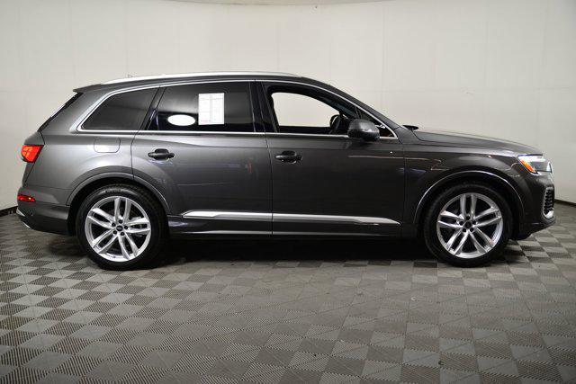 new 2025 Audi Q7 car, priced at $72,691