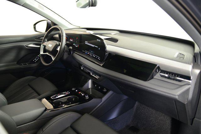 new 2025 Audi Q6 e-tron car, priced at $71,421