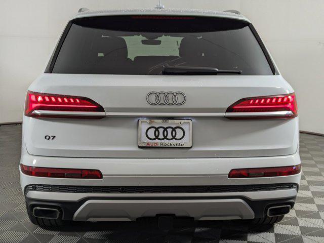 new 2025 Audi Q7 car, priced at $71,541