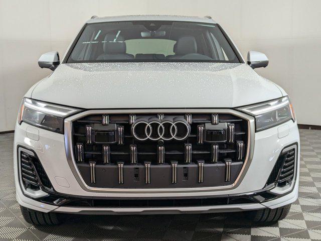 new 2025 Audi Q7 car, priced at $71,541