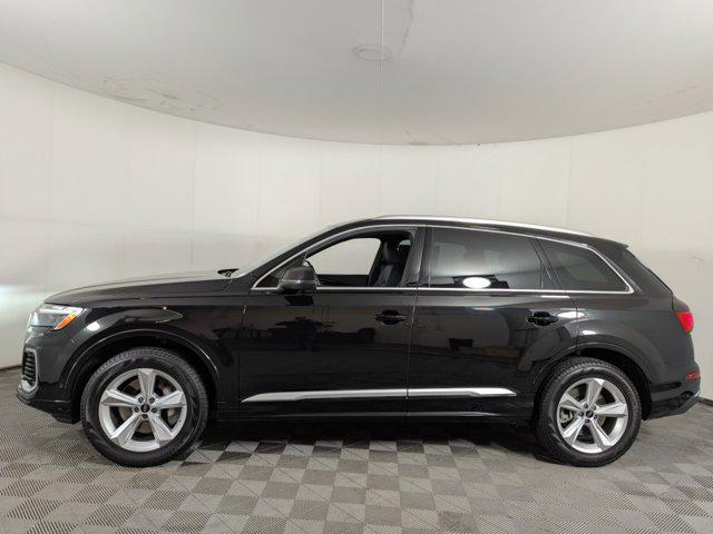 used 2025 Audi Q7 car, priced at $51,597