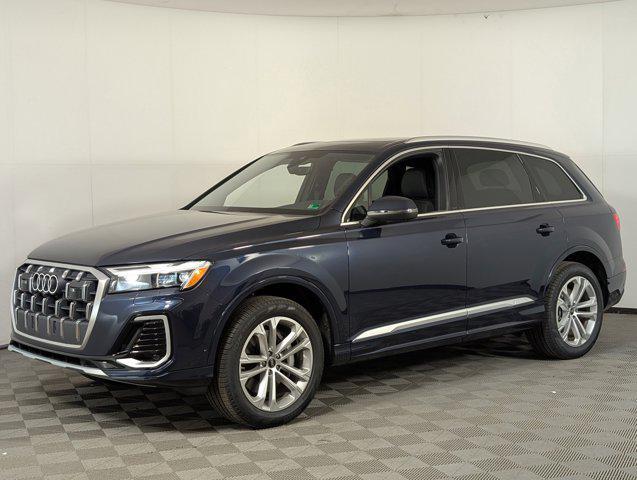 new 2025 Audi Q7 car, priced at $63,741
