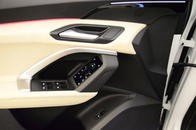 new 2025 Audi Q5 car, priced at $52,021