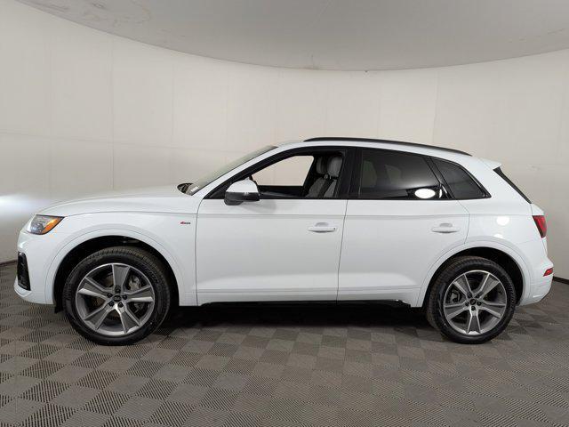 new 2025 Audi Q5 car, priced at $47,176