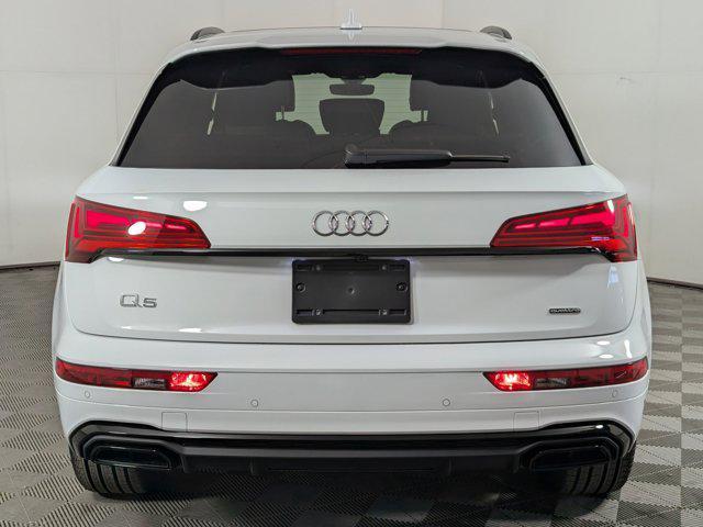 new 2025 Audi Q5 car, priced at $47,176