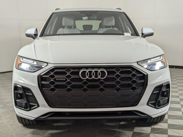 new 2025 Audi Q5 car, priced at $47,176