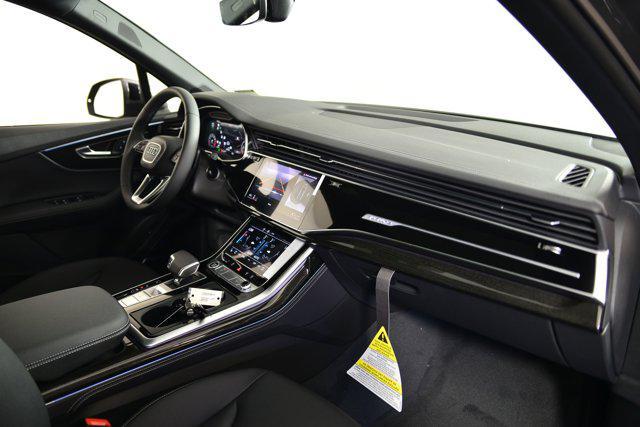 new 2025 Audi Q7 car, priced at $72,691