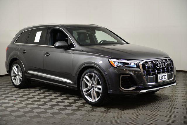 new 2025 Audi Q7 car, priced at $72,691