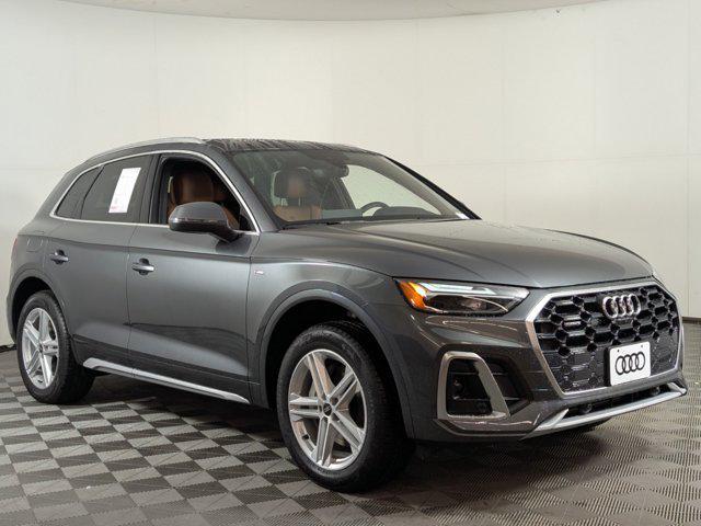 new 2025 Audi Q5 car, priced at $62,121