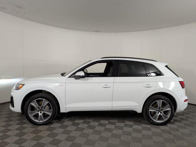 new 2025 Audi Q5 car, priced at $46,945