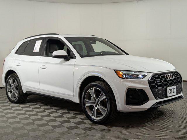 new 2025 Audi Q5 car, priced at $46,945