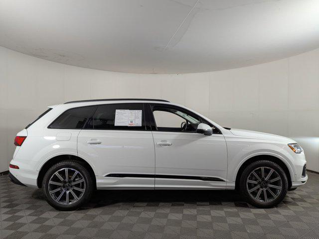 used 2023 Audi Q7 car, priced at $45,998