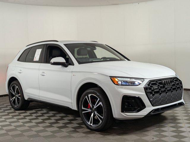 new 2025 Audi Q5 car, priced at $57,201