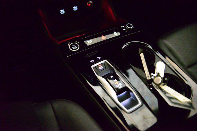 new 2025 Audi Q6 e-tron car, priced at $69,451