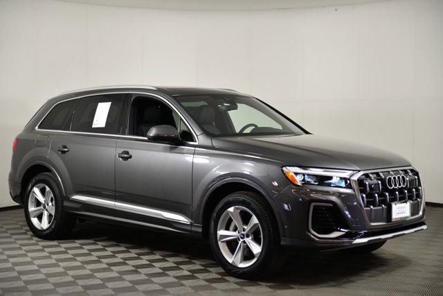 new 2025 Audi Q7 car, priced at $67,001