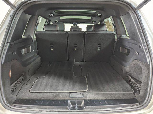 used 2023 Mercedes-Benz GLB 250 car, priced at $35,999