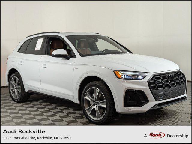 new 2025 Audi Q5 car, priced at $51,002