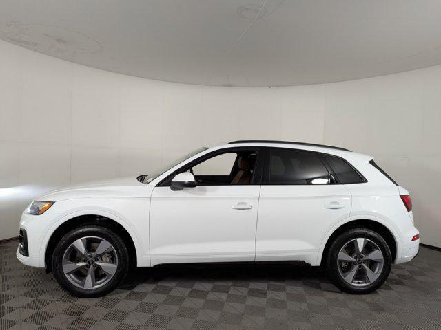 new 2025 Audi Q5 car, priced at $46,651