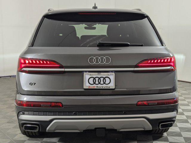 new 2025 Audi Q7 car, priced at $67,652