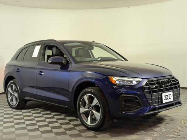 new 2025 Audi Q5 car, priced at $47,481