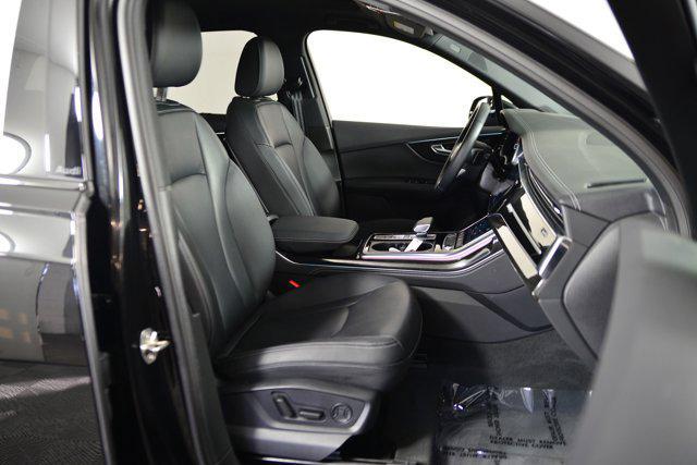 used 2025 Audi Q7 car, priced at $55,997