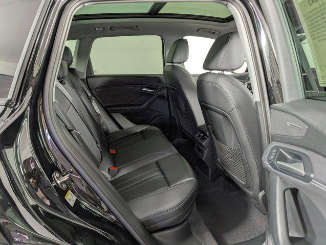 new 2025 Audi Q6 e-tron car, priced at $67,671