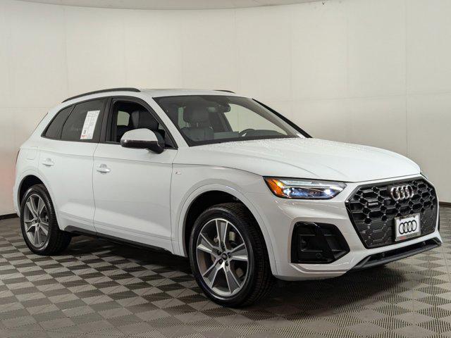 new 2025 Audi Q5 car, priced at $50,651