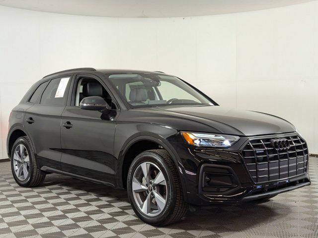 new 2025 Audi Q5 car, priced at $47,591