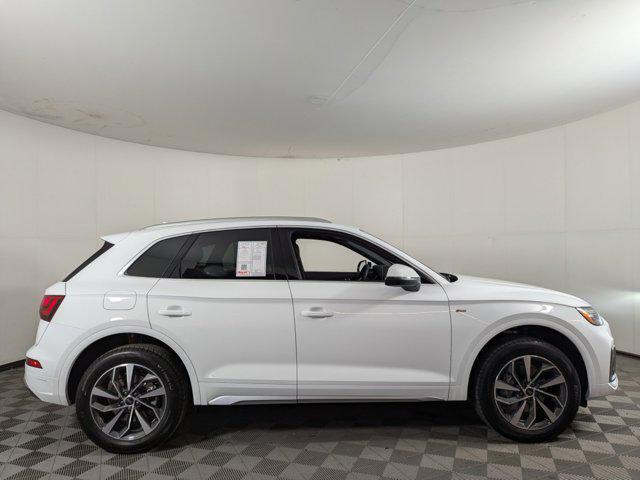 new 2025 Audi Q5 car, priced at $49,501