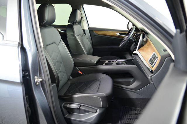 used 2024 Volkswagen Atlas car, priced at $31,898