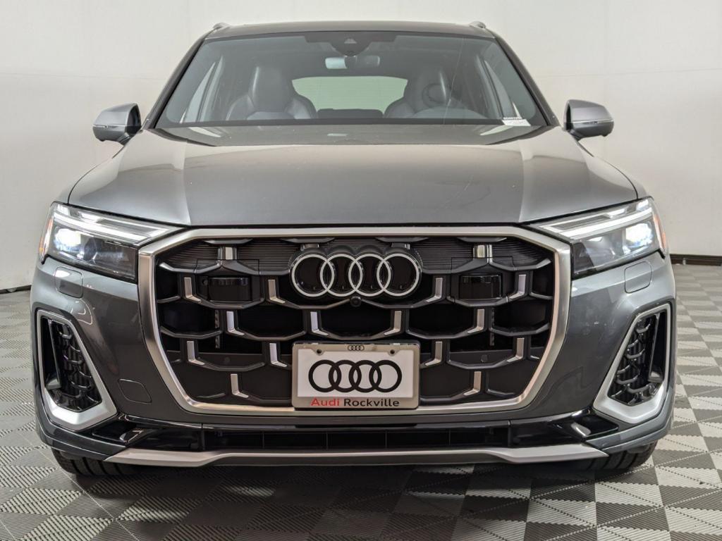 new 2025 Audi SQ7 car, priced at $101,081