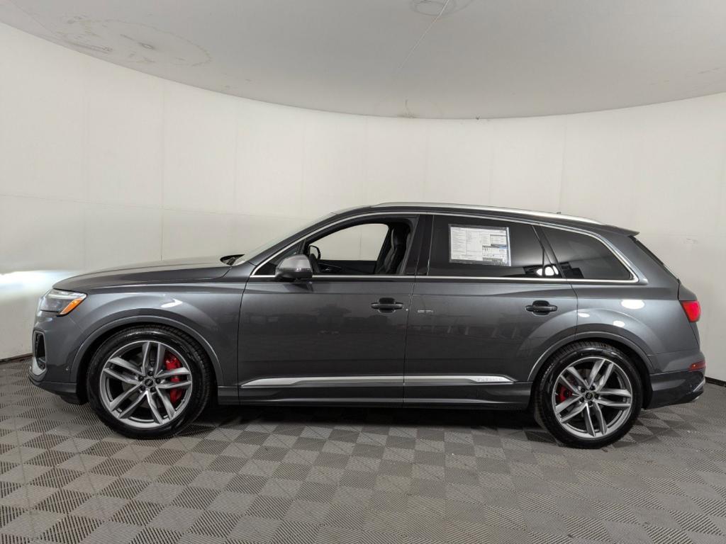 new 2025 Audi SQ7 car, priced at $101,081