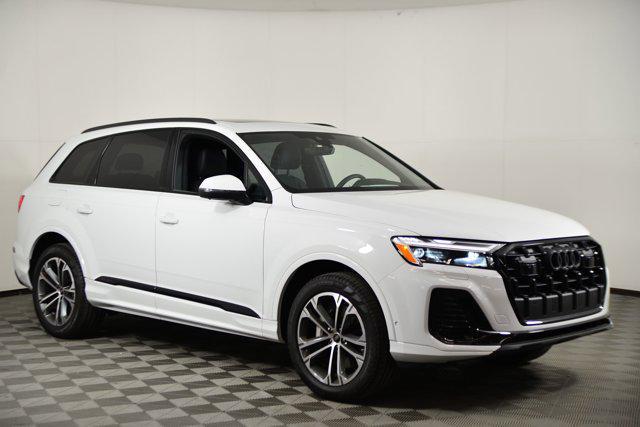 new 2025 Audi Q7 car, priced at $68,041