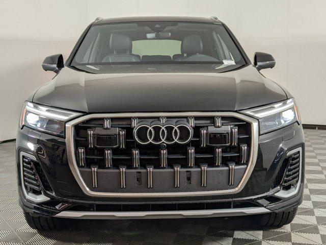 new 2025 Audi Q7 car, priced at $67,901