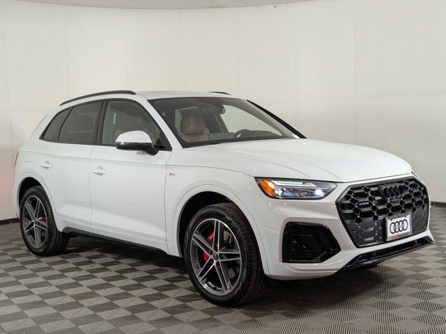 new 2025 Audi Q5 car, priced at $65,172