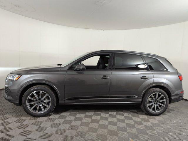 used 2024 Audi Q7 car, priced at $52,997