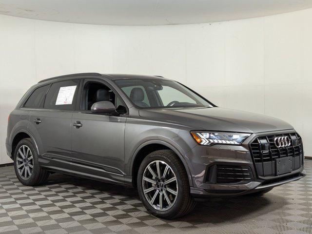 used 2024 Audi Q7 car, priced at $52,997