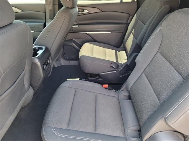 used 2024 Chevrolet Traverse car, priced at $45,995