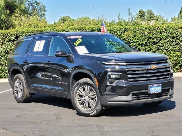 used 2024 Chevrolet Traverse car, priced at $37,023