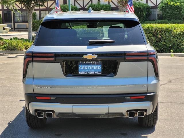 used 2024 Chevrolet Traverse car, priced at $34,900