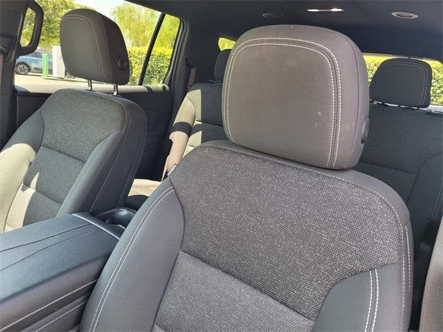 used 2024 Chevrolet Traverse car, priced at $34,900