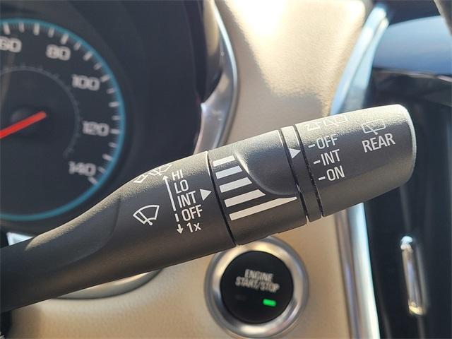 used 2022 Chevrolet Traverse car, priced at $30,268