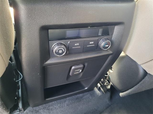 used 2022 Chevrolet Traverse car, priced at $30,268