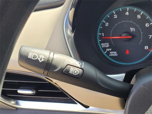 used 2022 Chevrolet Traverse car, priced at $30,268