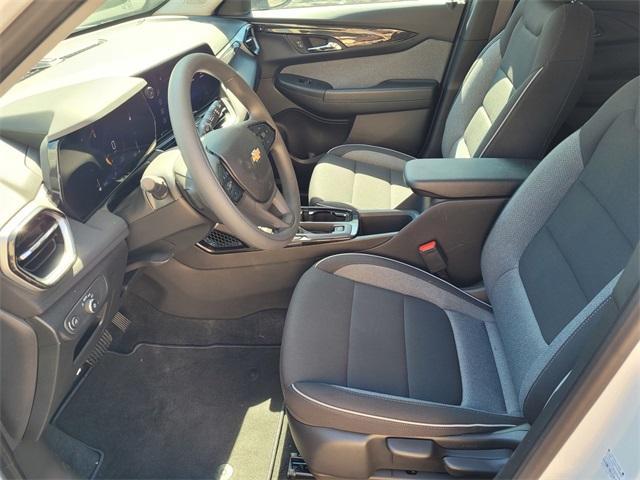 new 2025 Chevrolet TrailBlazer car, priced at $25,915