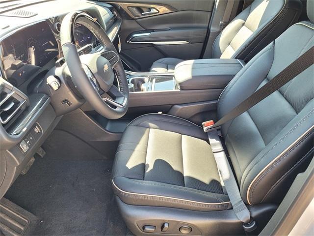 new 2025 Chevrolet Traverse car, priced at $65,080