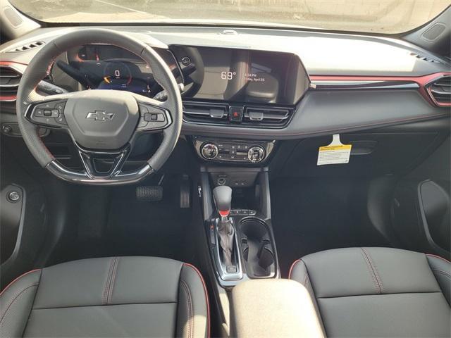 new 2025 Chevrolet TrailBlazer car, priced at $35,070