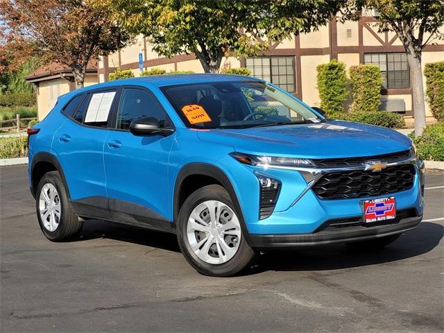 used 2025 Chevrolet Trax car, priced at $22,998