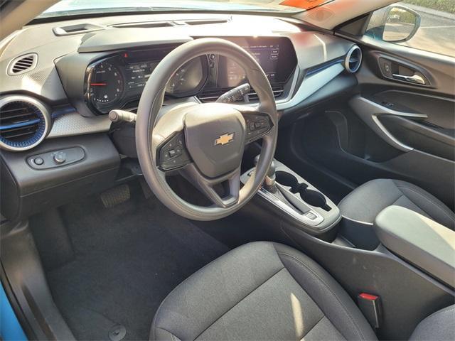 used 2025 Chevrolet Trax car, priced at $22,998