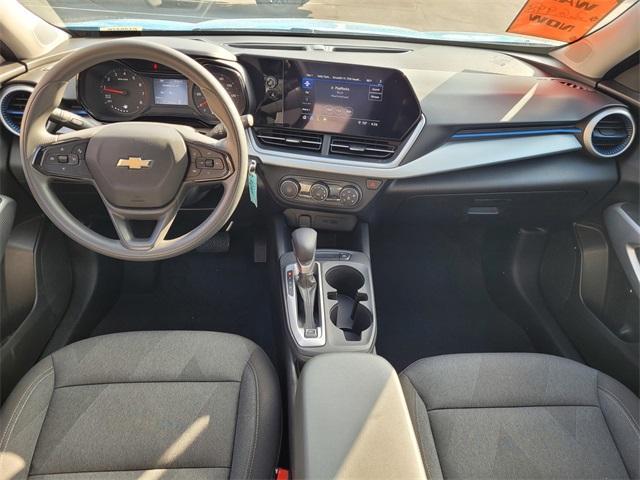 used 2025 Chevrolet Trax car, priced at $22,998